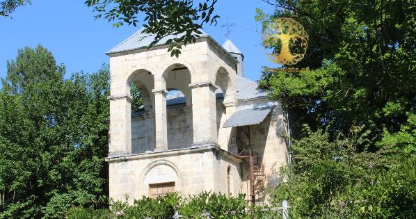 ჩიხი (საჩხერე)  წმ. სამების ეკლესია