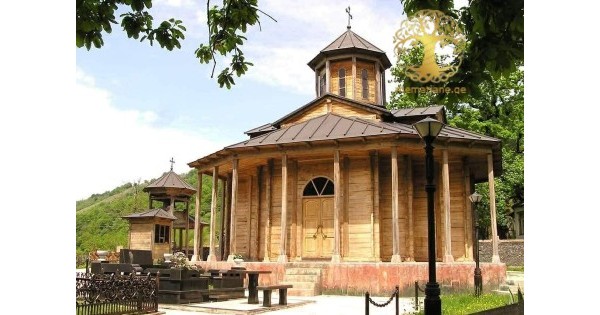 ქვაყუდე (გორმაღალი, სამტრედია) ელია წინასწარმეტყველის ხის ჯვარგუმბათოვანი ტაძარი