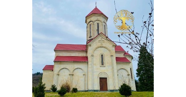 სამება (ჩოხატაური) წმიდა სამების ეკლესია