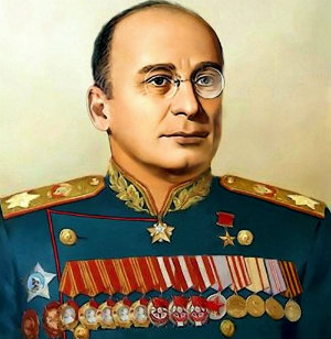  Берия Лаврентий Павлович (1899–1953),  генеральный комиссар г (1941), маршал  (1945)