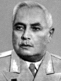  Гирголав (Гирголава გირგოლავა) Семён Семёнович (1881–1957) генерал-лейтенант  медицинской службы (1943).