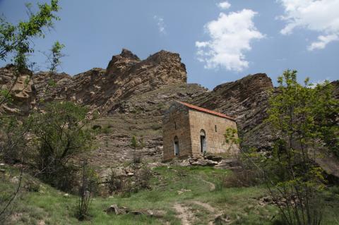 დათუნას ეკლესია X-XI საუკუნე, სოფელი დათუნა, შამილის რ-ნი, დაღესტანი, რუსეთი 