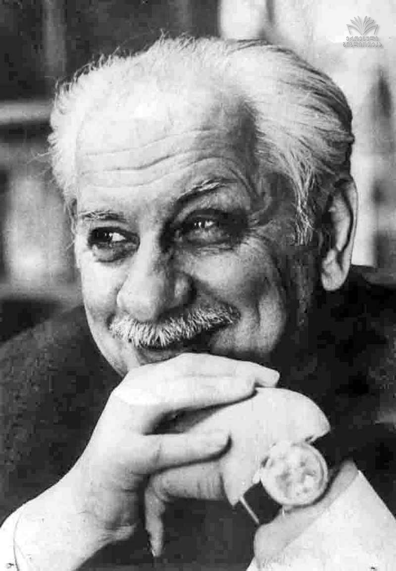 ელეფთერ ლუარსაბის ძე ანდრონიკაშვილი 1910-89წწ გარდ. 79 წლის აკადემიკოსი ფიზიკოსი, კვანტური ჰიდროდინამიკა წარმ. თელავი დიდი წინაპრები სოფ. ოჟიო, ახმეტა.