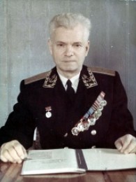  Бериев (Бериашвили) Георгий Михайлович  (1903–1979), Из Грузии, генерал-майор инженерно-технической  службы (27.01.1951).
