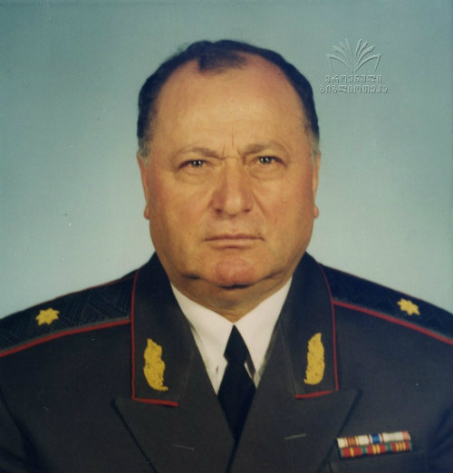 Цинцкиладзе Мемед Джемалович (1915–1989), Из Грузии, генерал внутренней службы 3-го ранга (05.11.1972).