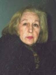 ლალა თაბუკაშვილი (1934-2006) მეცნიერი, მსახიობი, პედაგოგი, ფილოლოგი, ხელოვნებათმცოდნე.