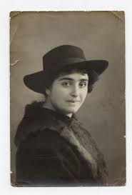 მარო მდივანი (1885-1952) მსახიობი.ზესტაფონი,იმერეთი.