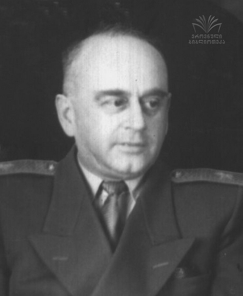  Деканозов (Деканозишвили) Владимир Георгиевич  (1898–1953), Из Грузии, комиссар Чрезвычайный и Полномочный  посол (14.06.1943).