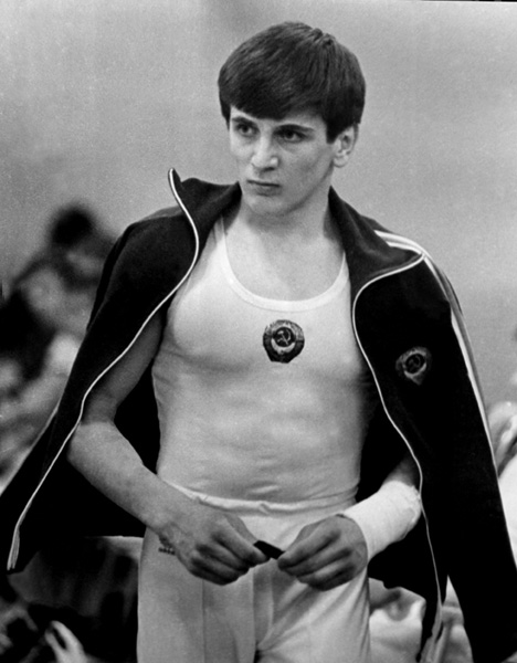 ვლადიმერ გოგოლაძე დ.1966წ. ოლიმპიური ჩემპიონი  სპორტული ტანმოვარჯიშე ხობი