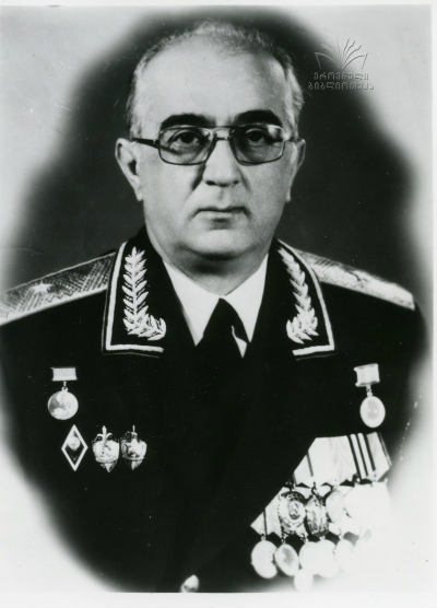  Пипия Георгий Владимирович (1926–2001),Из Грузии, генерал-майор (18.02.1975).