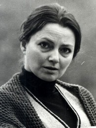 ლამარა ქველიძე (1937-2005), მოქანდაკე, მხატვარი, ქ. თბილისი