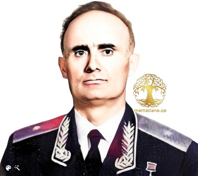 Мерквиладзе Гарри Александрович (1923–1971), Из Грузии, генерал-майор авиации (1966),  Герой Советского Союза (1945).