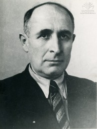 სიმონ ჩიქოვანი (1902-1966) მწერალი, ფილოლოგი, სოფ. ნაესაკავო, აბაშა, სამეგრელო